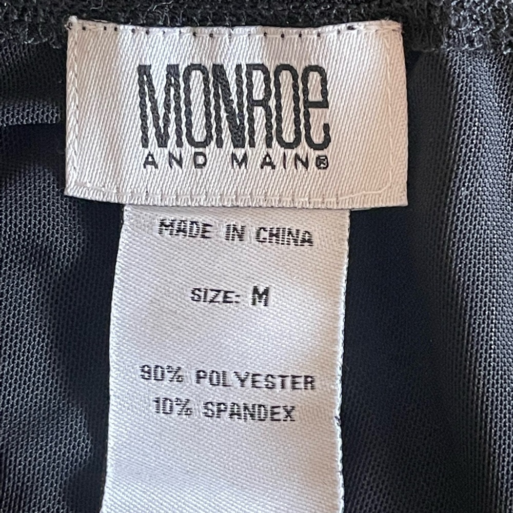 Monroe and Main ladies midi length dress. Scarf like hemline. NWOT - Picture 7 of 9